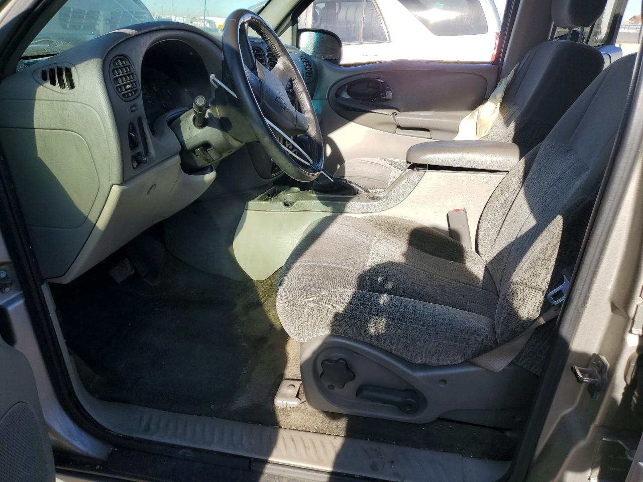 2002 CHEVROLET TRAILBLAZER photo 7