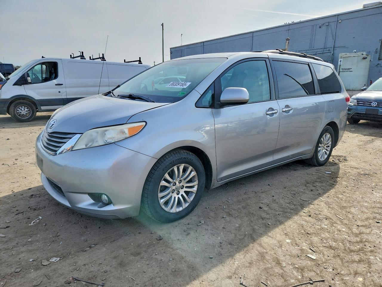 2014 TOYOTA SIENNA