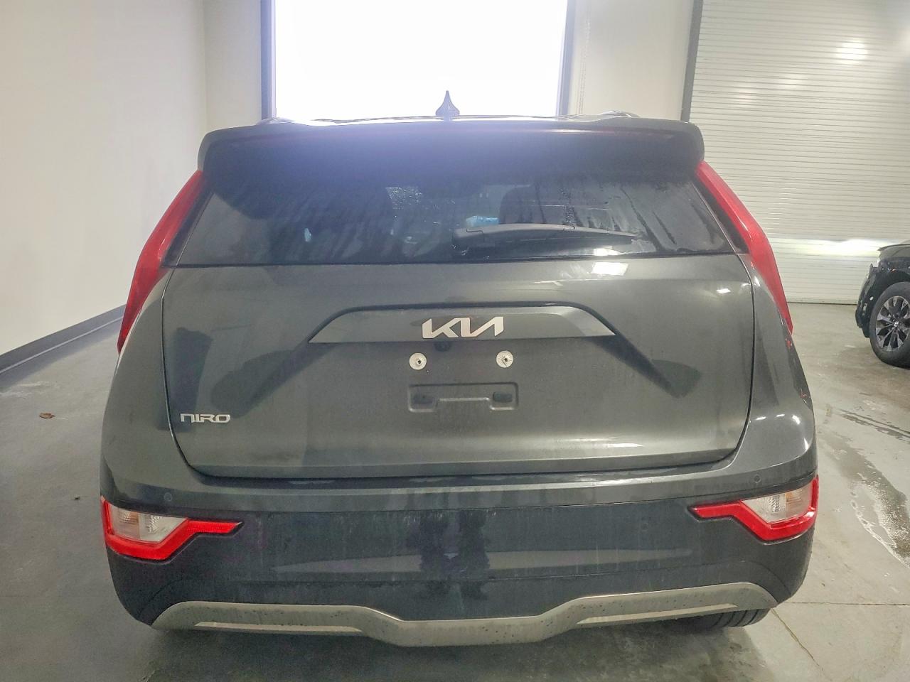 2024 KIA NIRO WIND photo 6