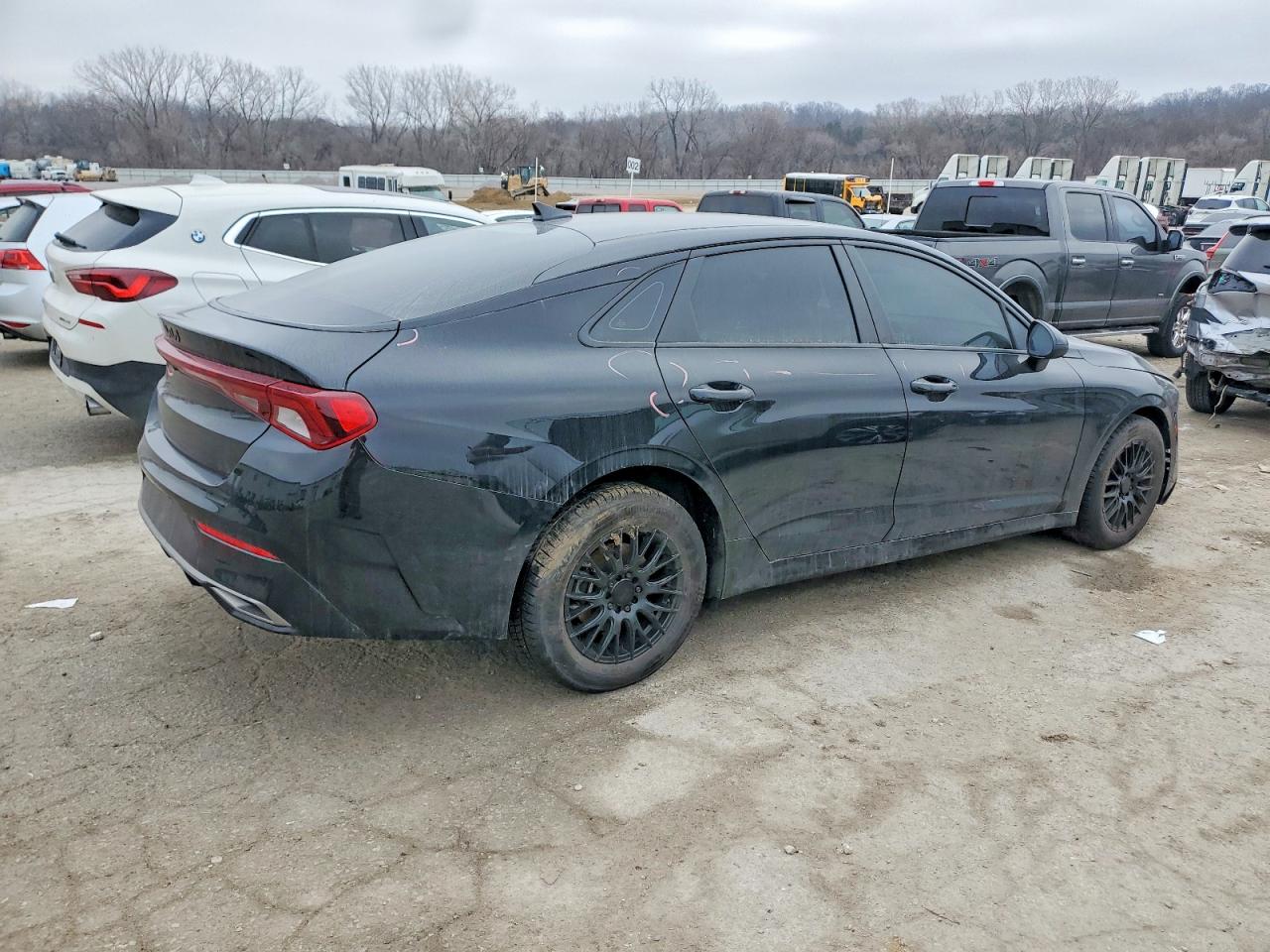 2023 KIA K5 LXS photo 3