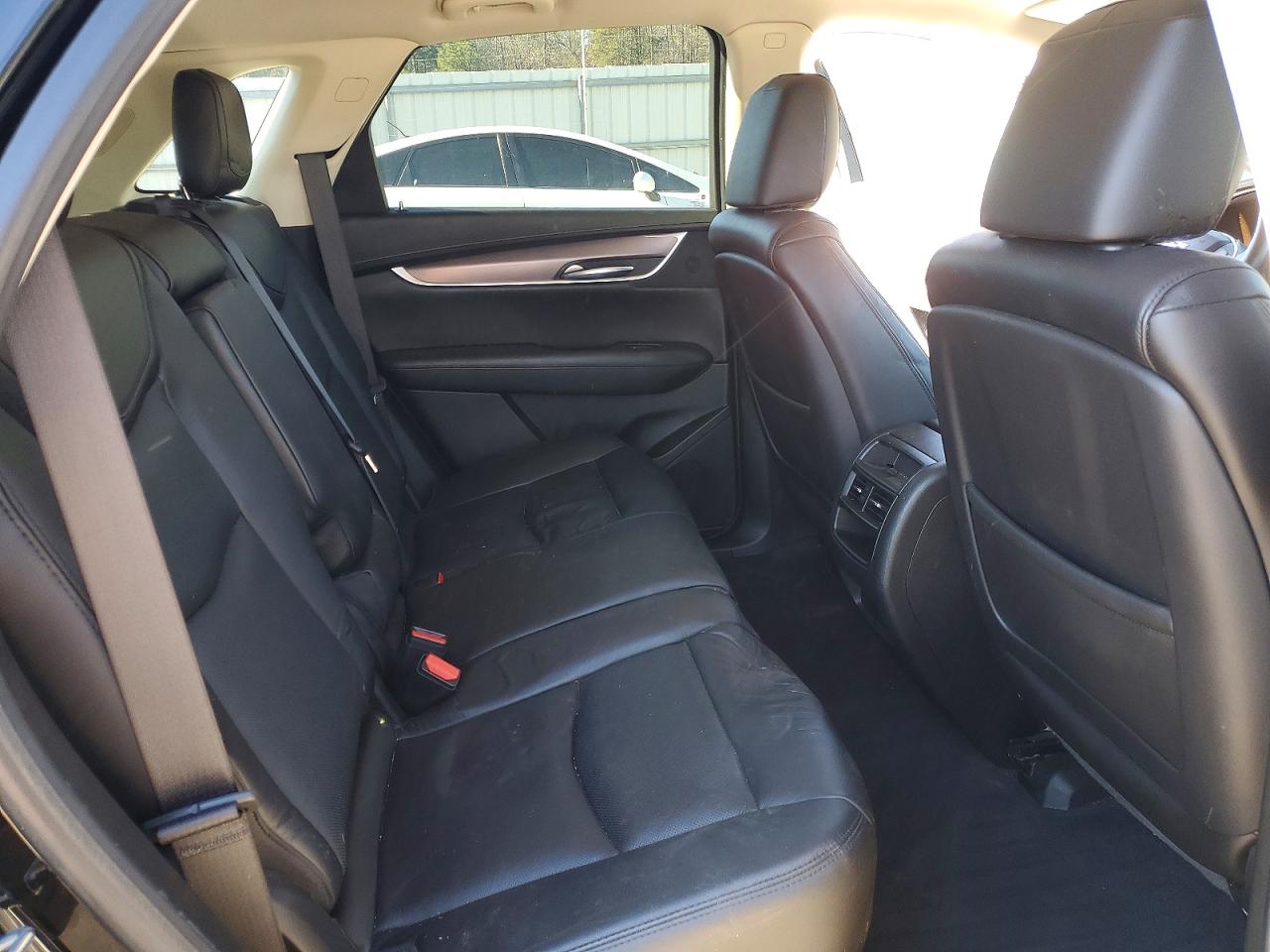 2017 CADILLAC XT5 LUXURY photo 11