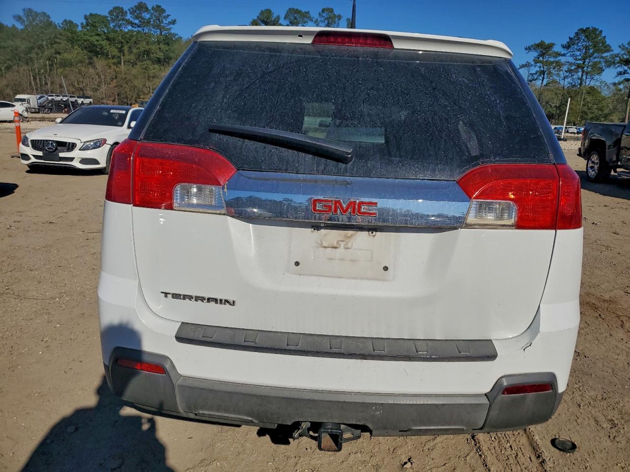 2012 GMC TERRAIN SLE photo 6