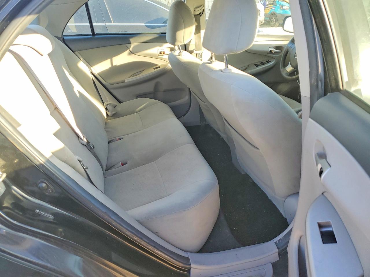 2010 TOYOTA COROLLA BASE photo 10