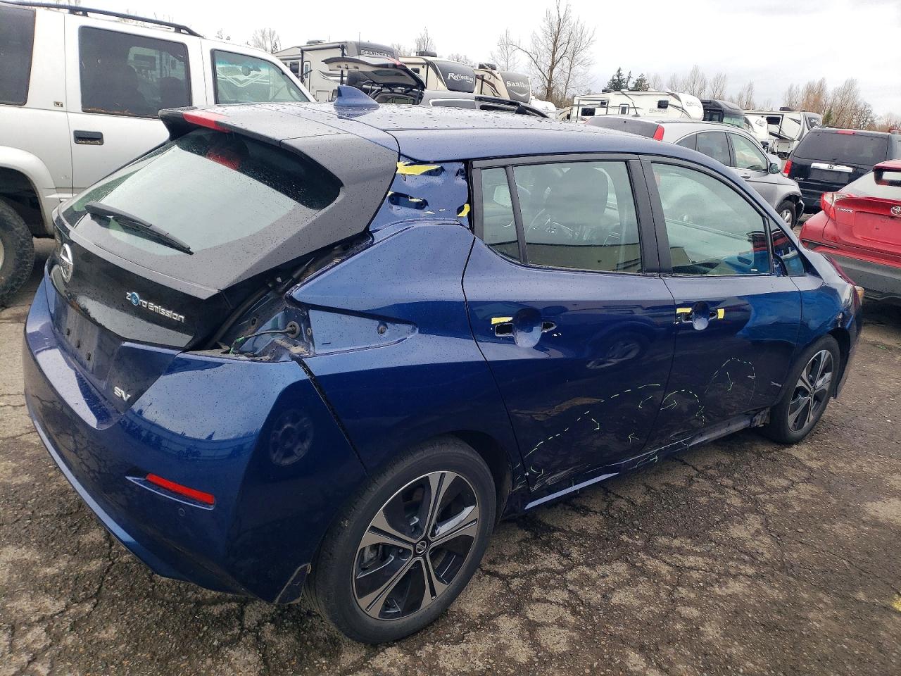 2021 NISSAN LEAF SV photo 3