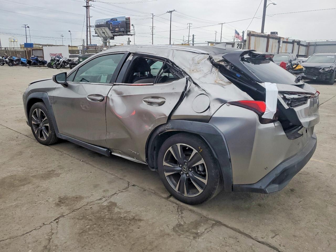 2022 LEXUS UX 250H BASE photo 2