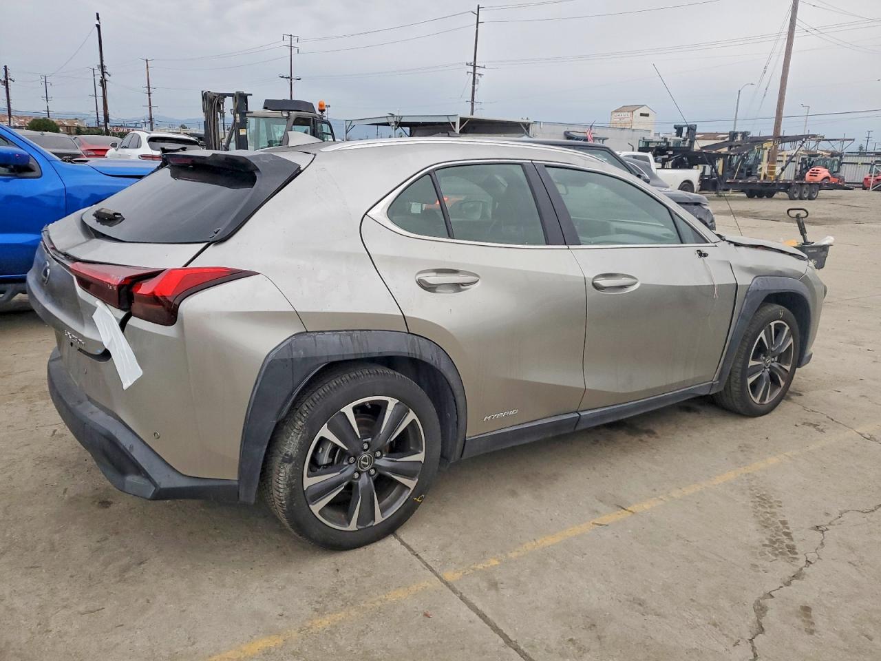 2022 LEXUS UX 250H BASE photo 3