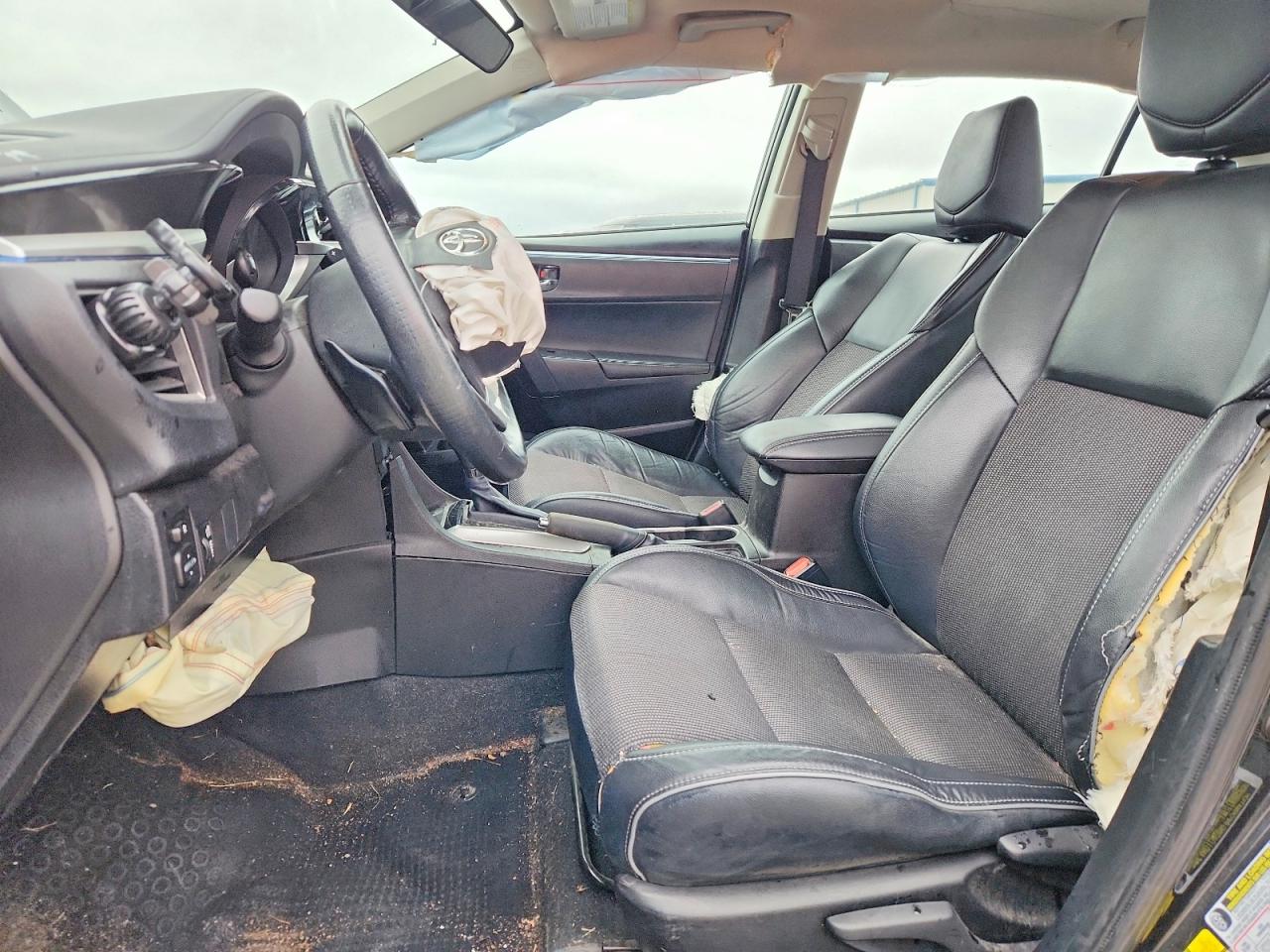 2014 TOYOTA COROLLA L photo 7