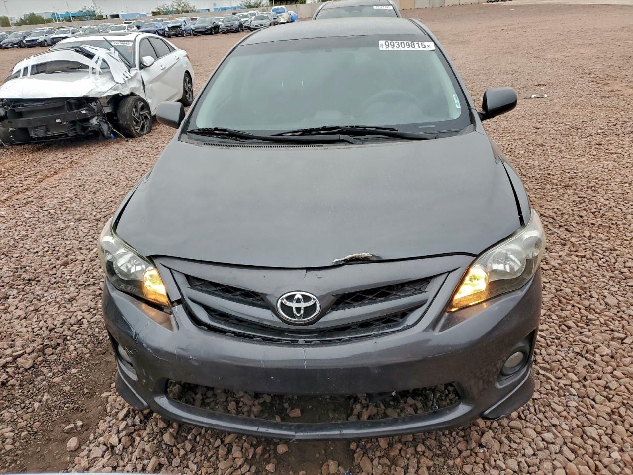 2013 TOYOTA COROLLA BASE photo 5