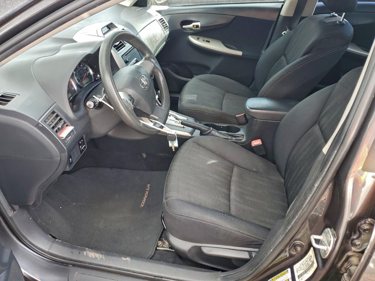 2013 TOYOTA COROLLA BASE photo 7