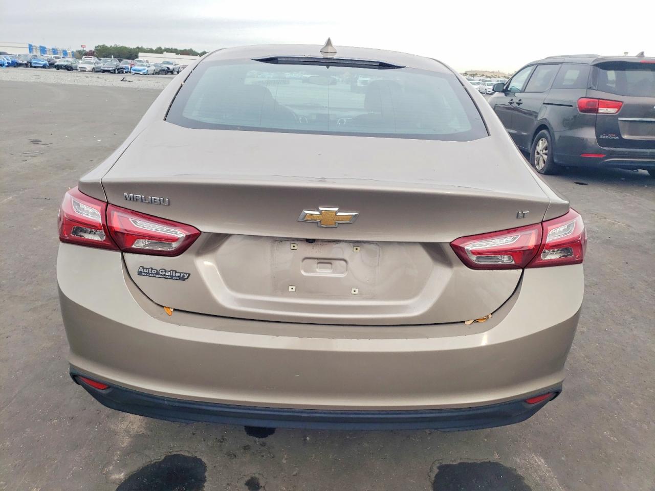 2022 CHEVROLET MALIBU LT photo 6