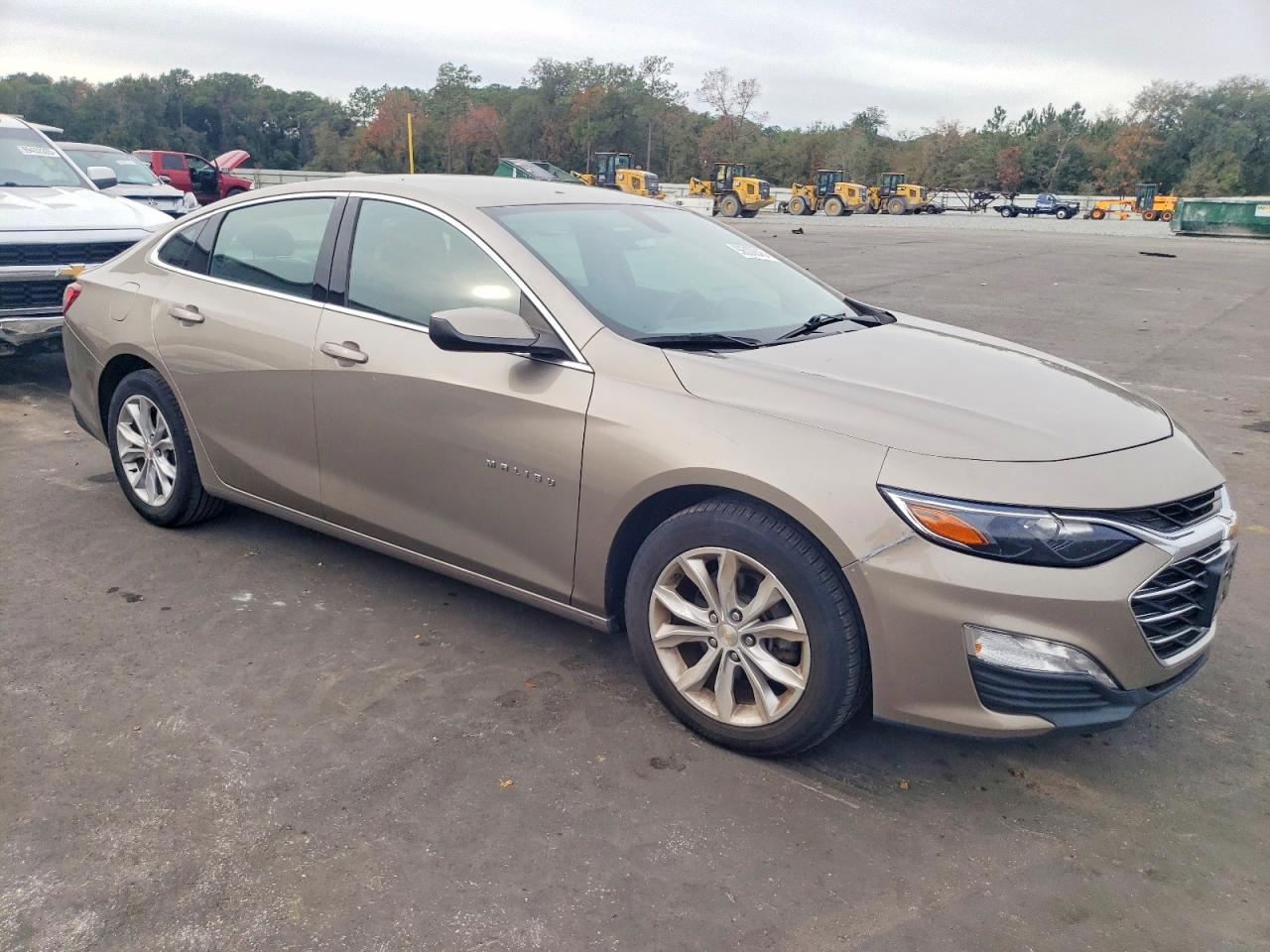 2022 CHEVROLET MALIBU LT photo 4
