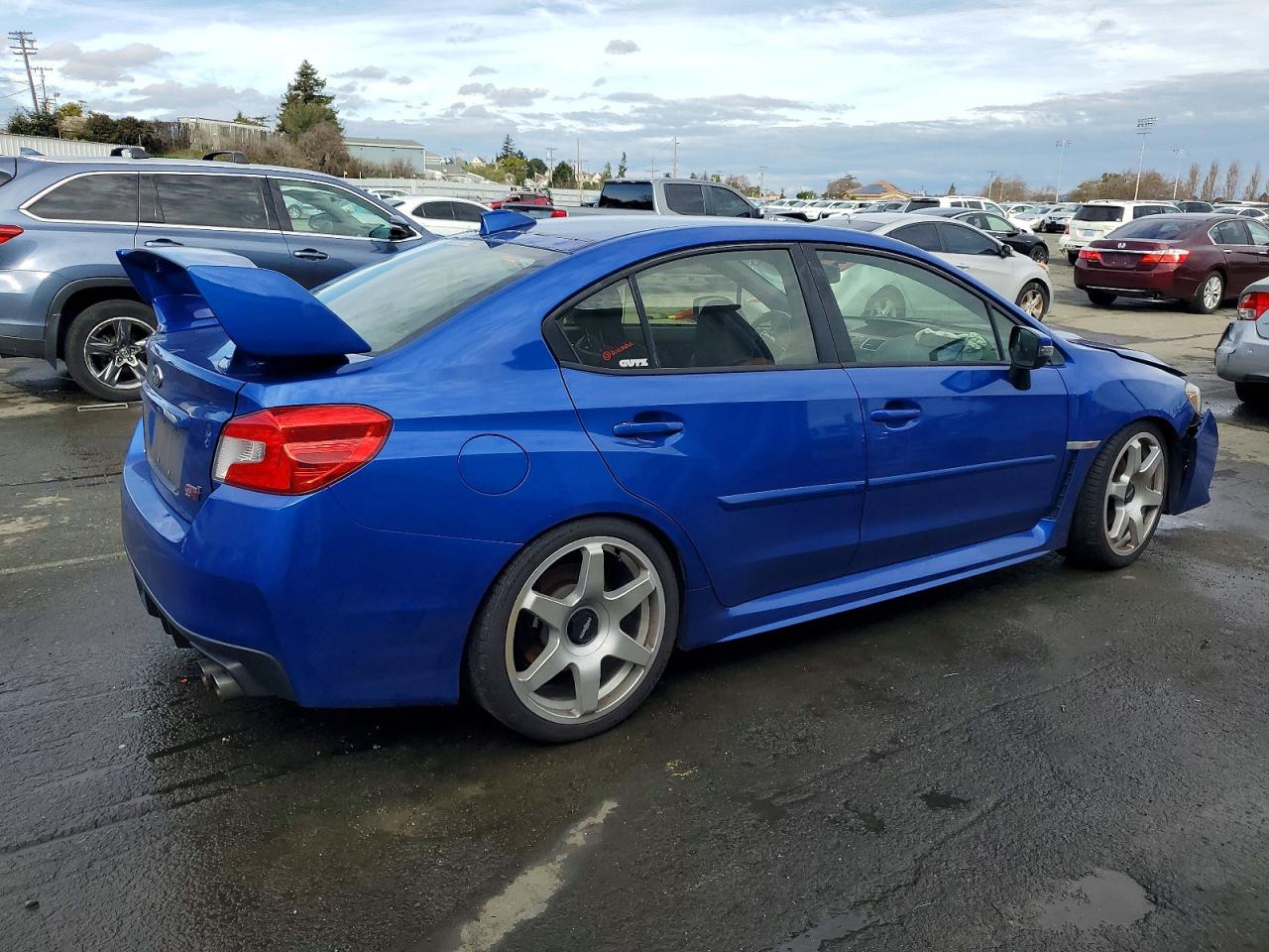 2016 SUBARU WRX STI photo 5