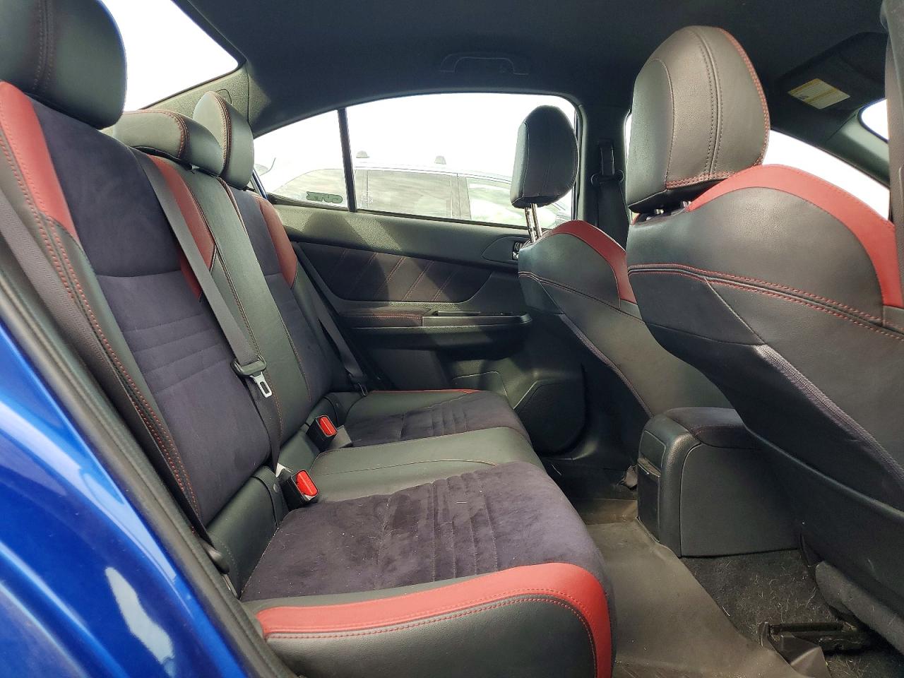 2016 SUBARU WRX STI photo 19