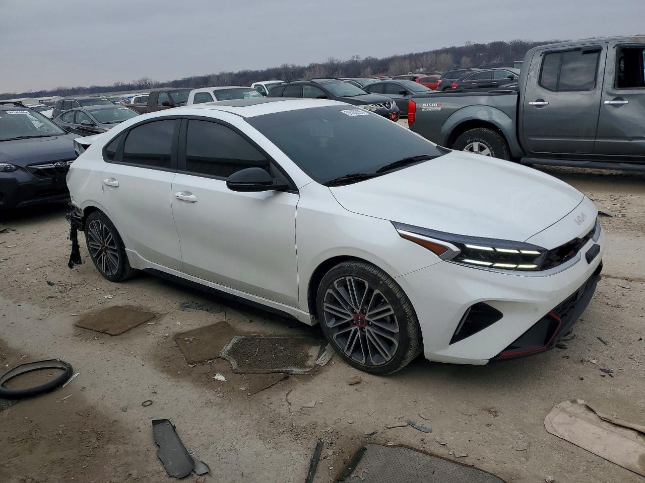 2024 KIA FORTE GT photo 7
