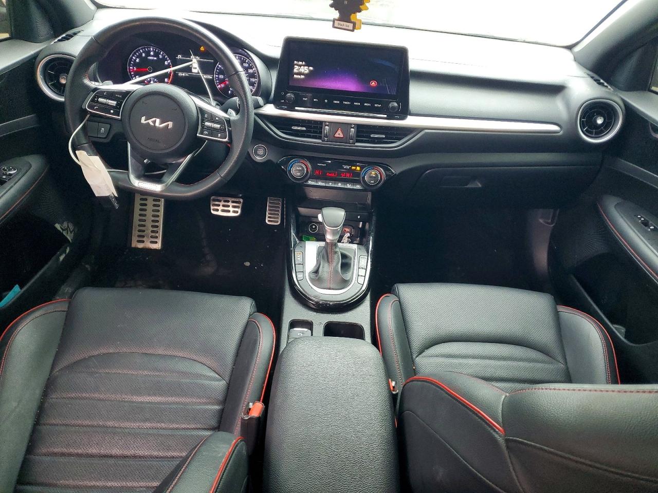 2024 KIA FORTE GT photo 15