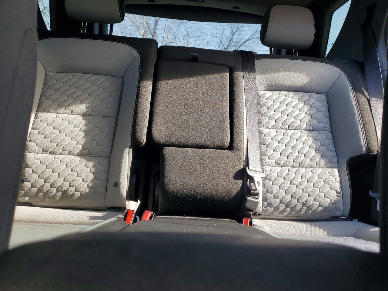 2019 CHEVROLET EQUINOX LT photo 10