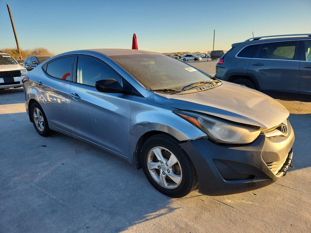 2015 HYUNDAI ELANTRA photo 4