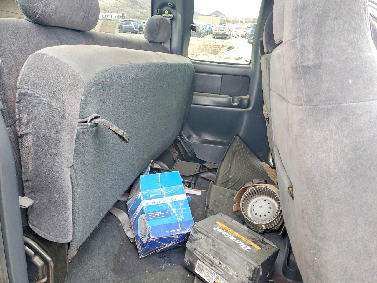 2000 CHEVROLET SILVERADO K1500 photo 10