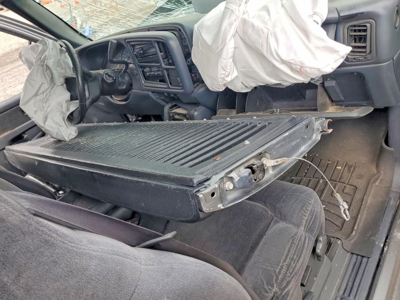 2000 CHEVROLET SILVERADO K1500 photo 8