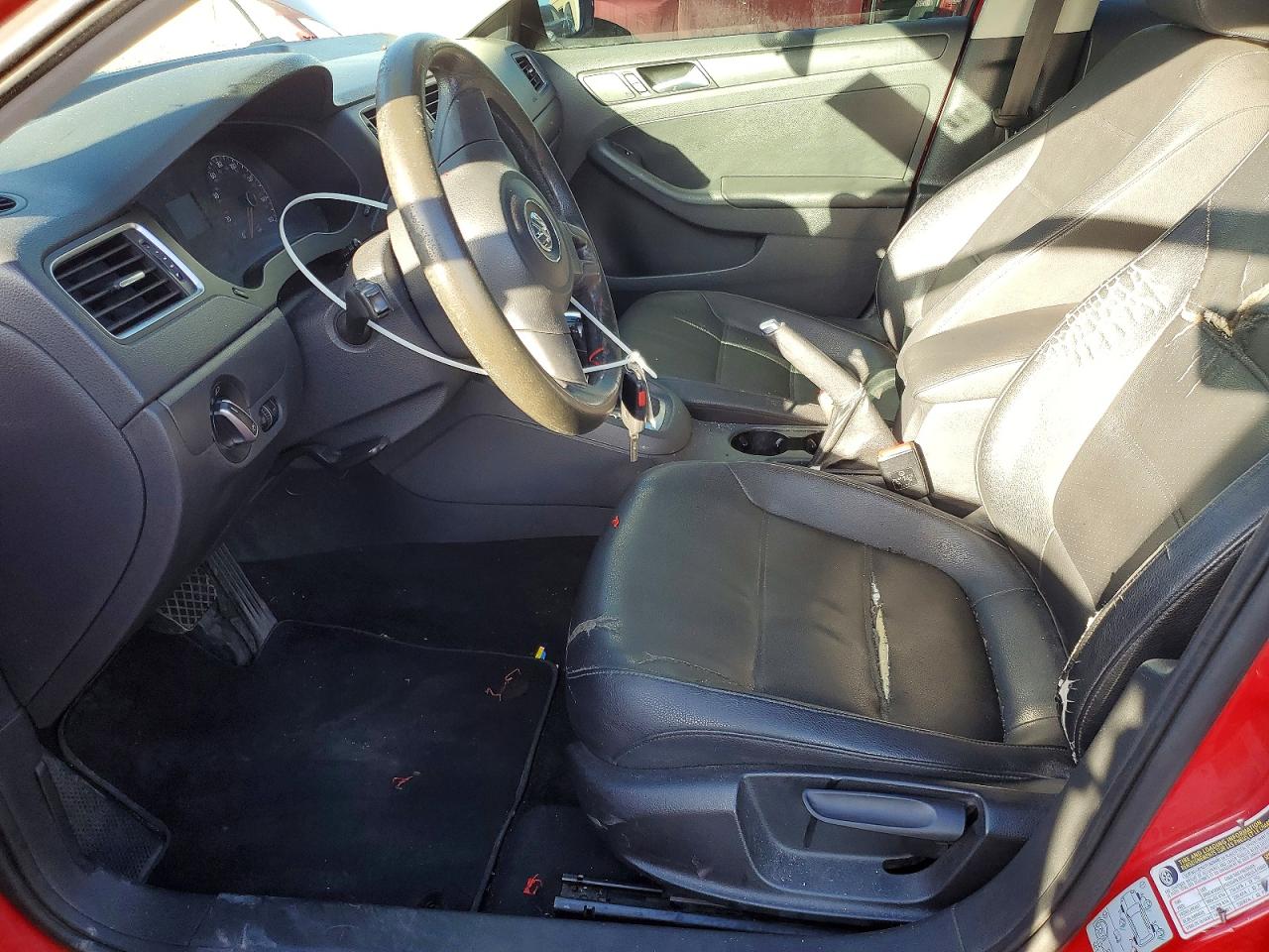 2011 VOLKSWAGEN JETTA SE photo 7