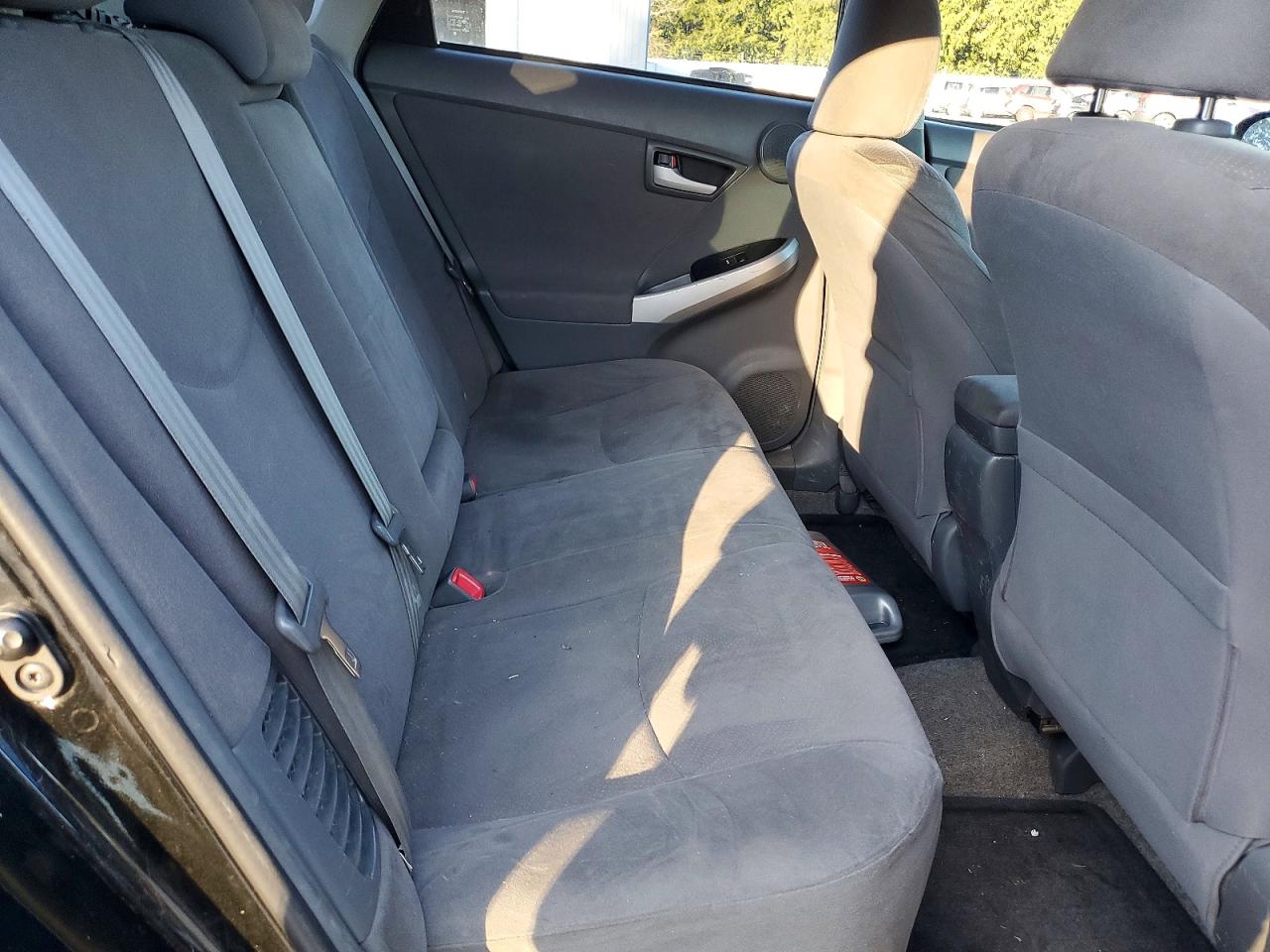 2011 TOYOTA PRIUS photo 11