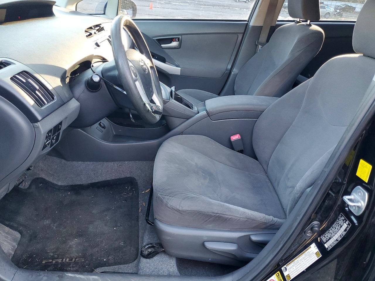 2011 TOYOTA PRIUS photo 7