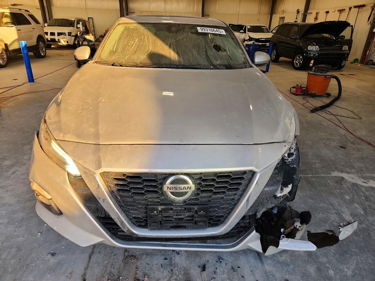 2019 NISSAN ALTIMA SL photo 9
