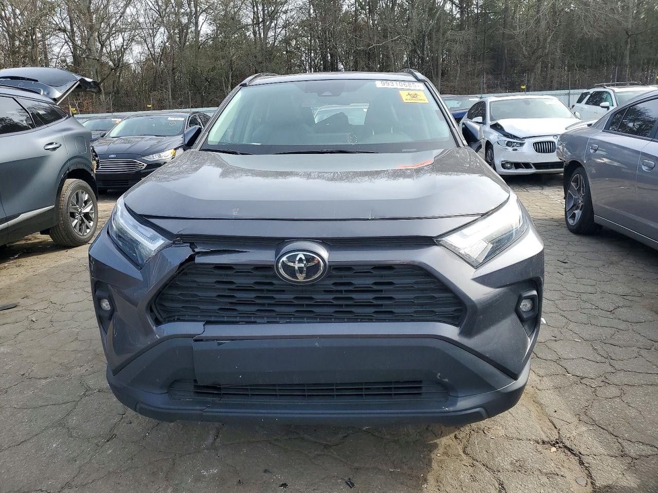2024 TOYOTA RAV4 XLE PREMIUM photo 5