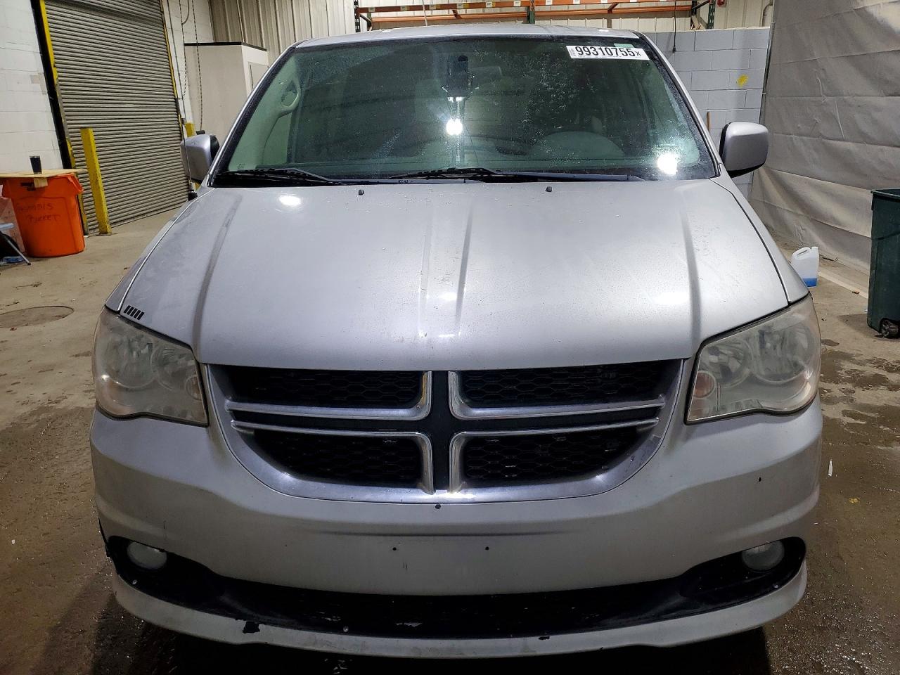 2012 DODGE GRAND CARAVAN CREW photo 5