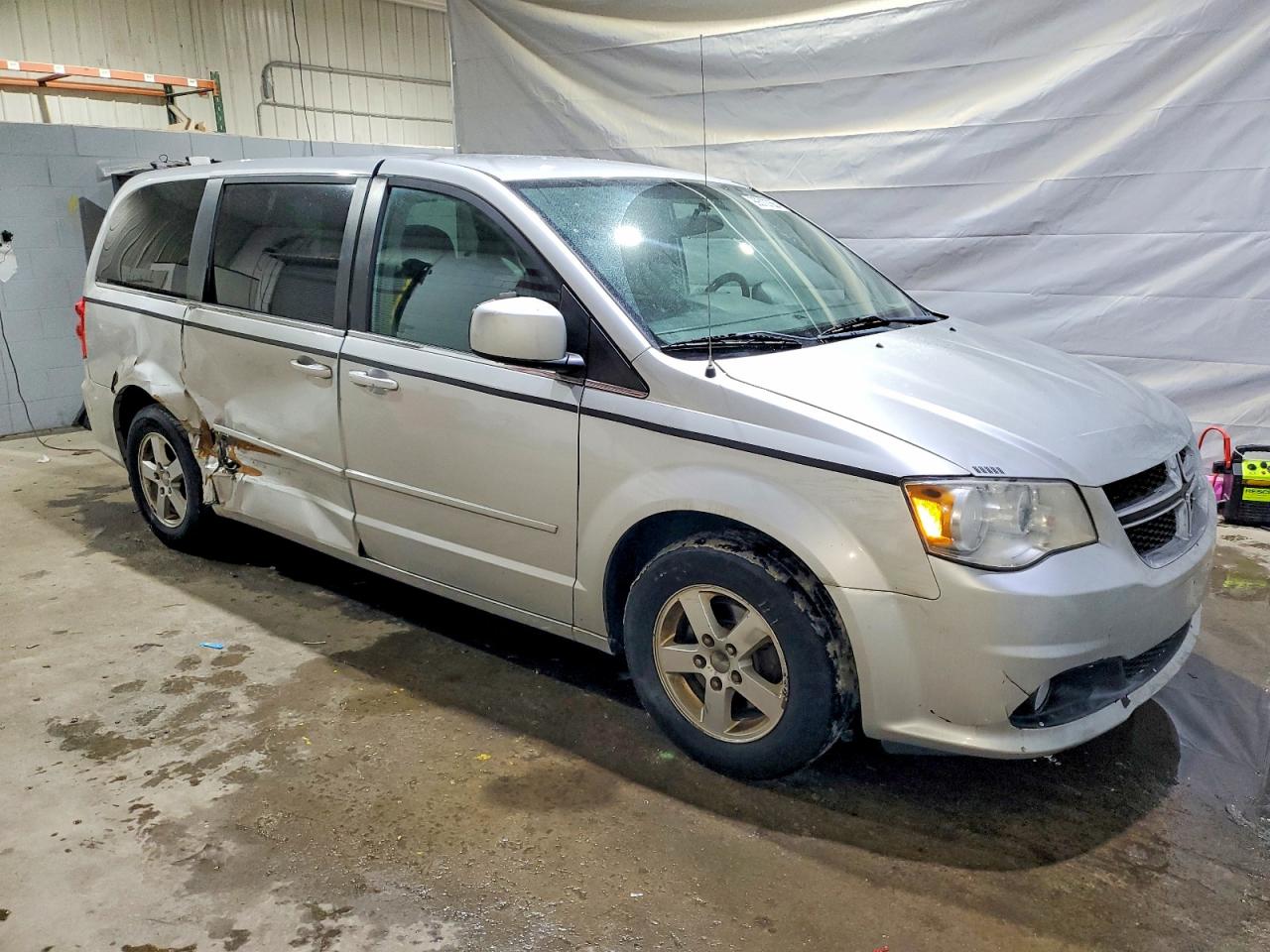 2012 DODGE GRAND CARAVAN CREW photo 4