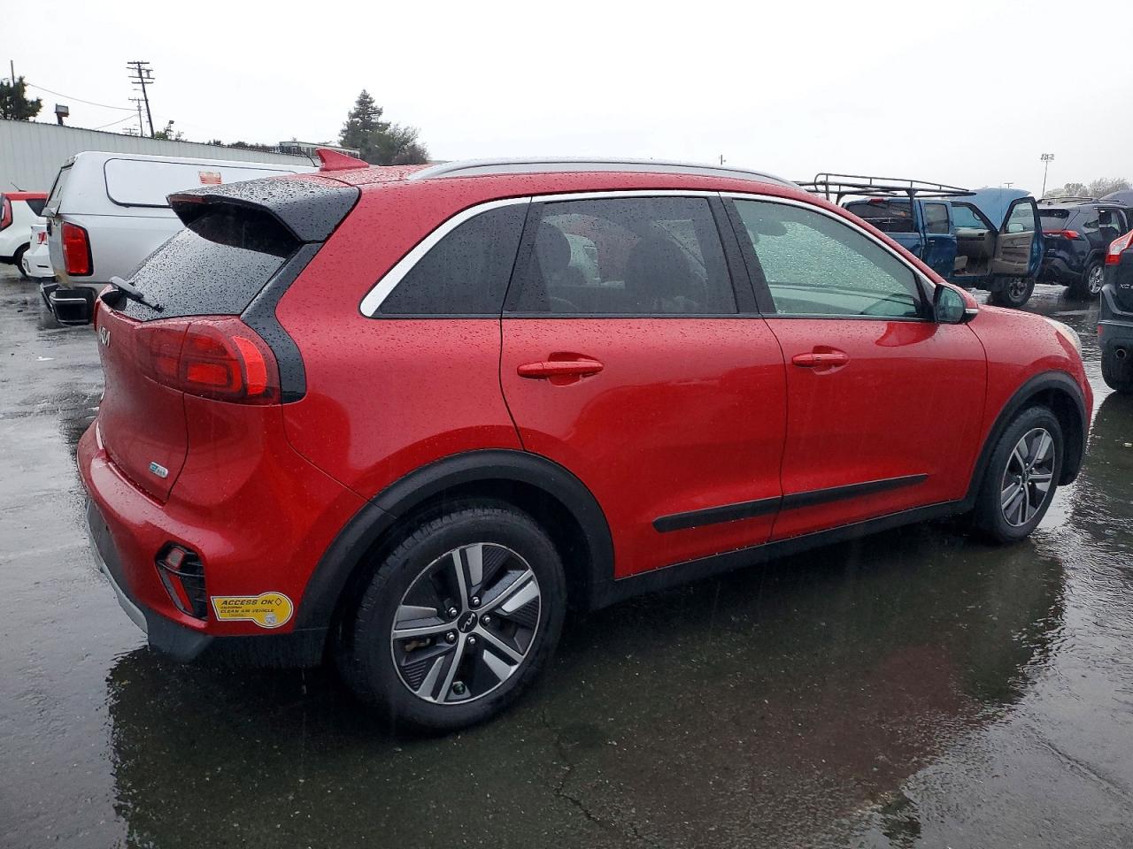 2022 KIA NIRO EX photo 3