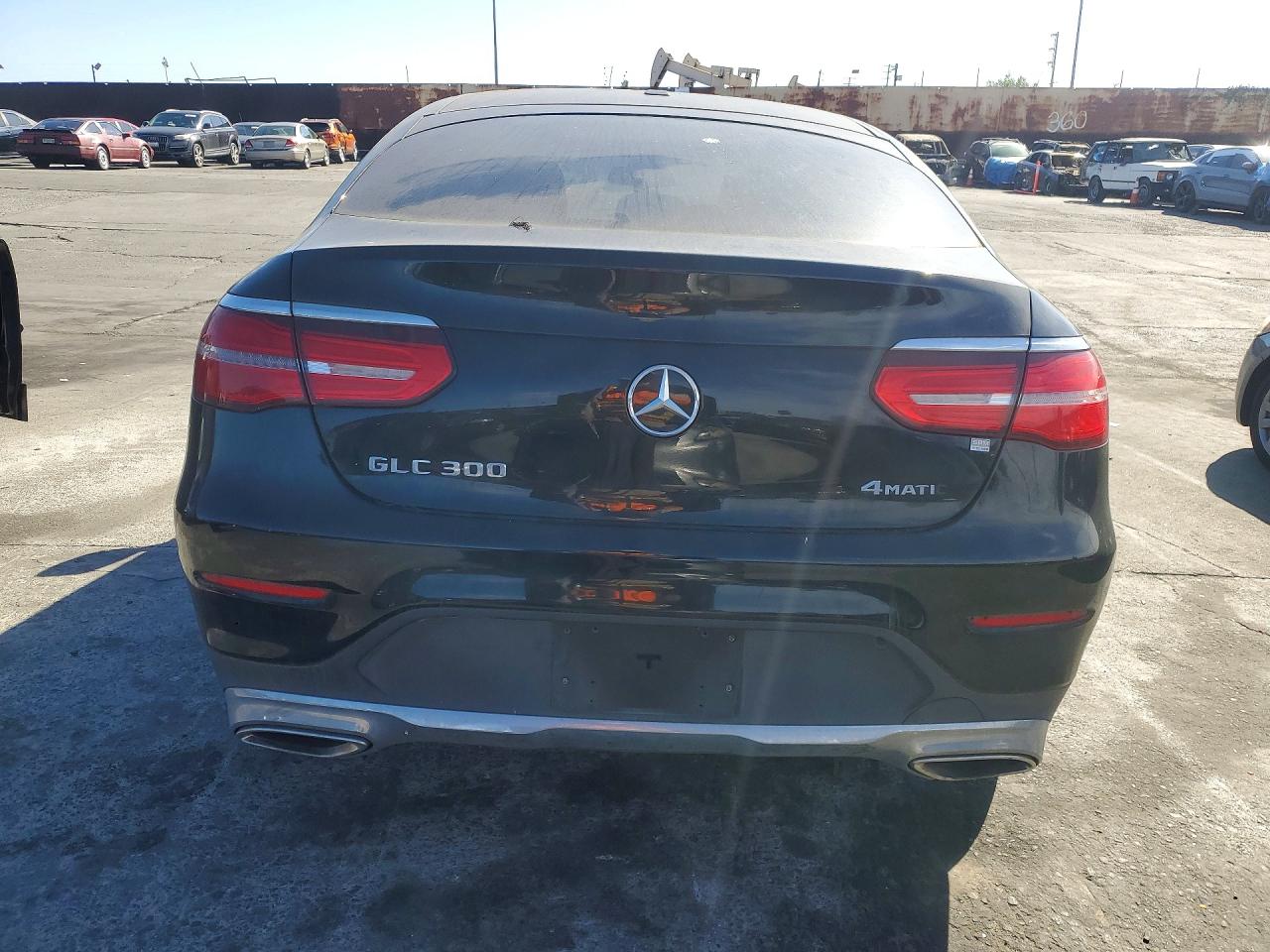 2017 MERCEDES-BENZ GLC COUPE 300 4MATIC photo 6