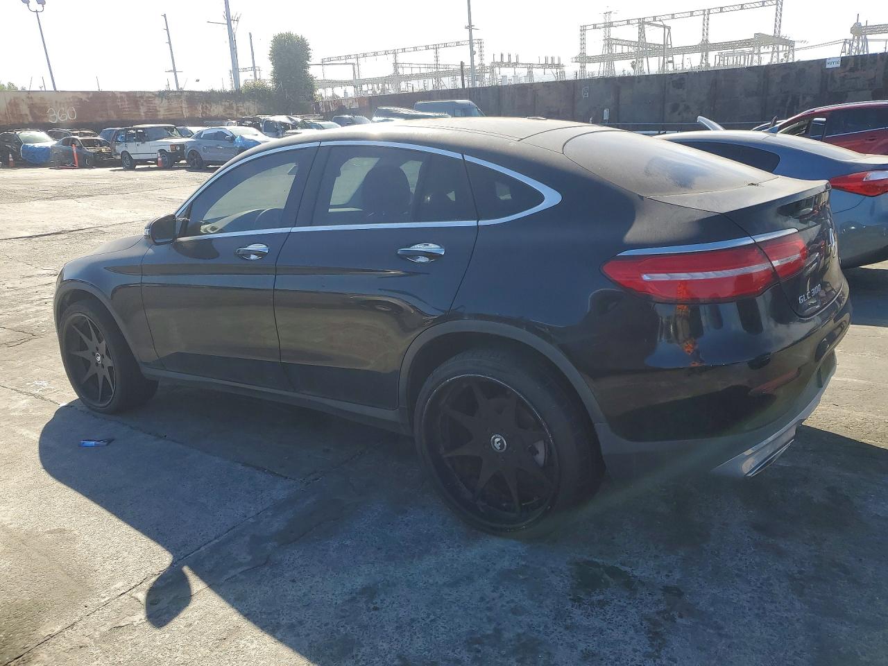 2017 MERCEDES-BENZ GLC COUPE 300 4MATIC photo 2