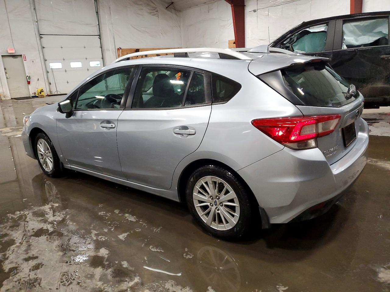 2017 SUBARU IMPREZA PREMIUM PLUS photo 3