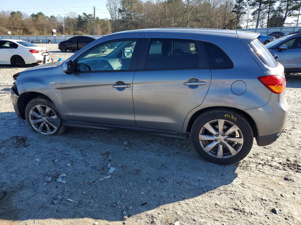 2015 MITSUBISHI OUTLANDER SPORT ES photo 2