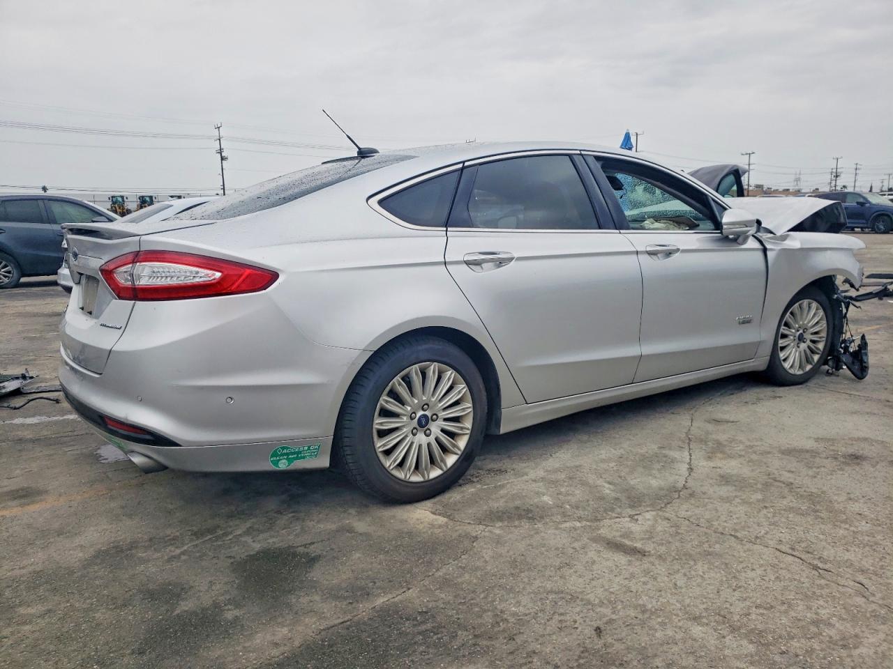 2014 FORD FUSION TITANIUM PHEV photo 3