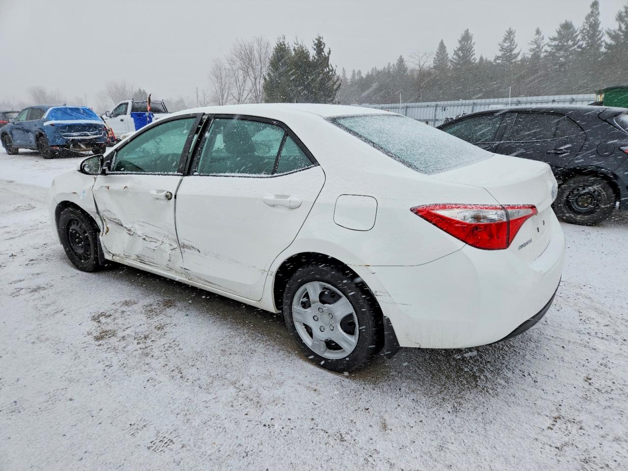 2016 TOYOTA COROLLA L photo 2