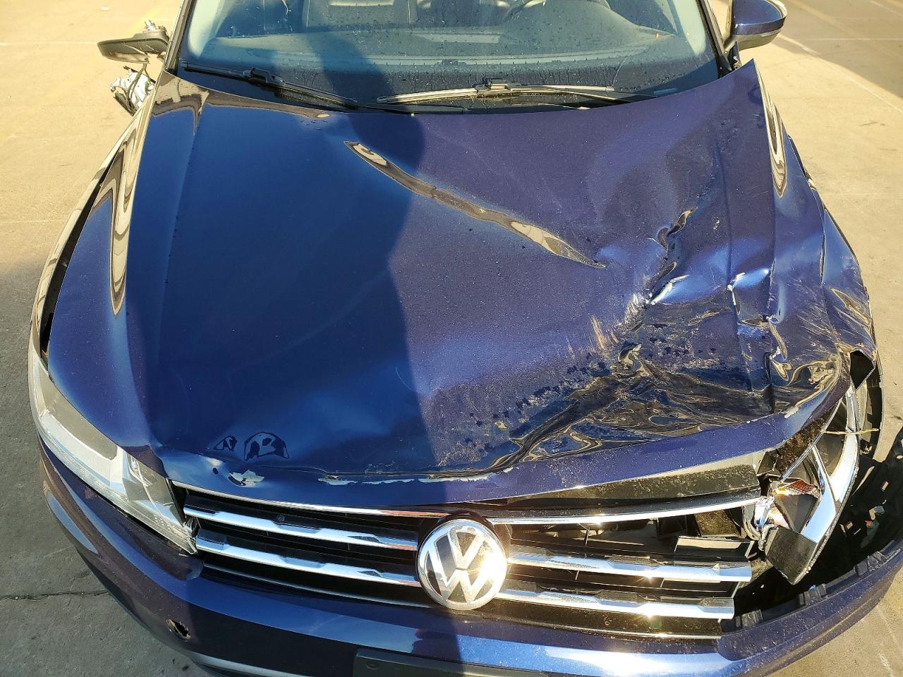 2021 VOLKSWAGEN TIGUAN SE photo 23