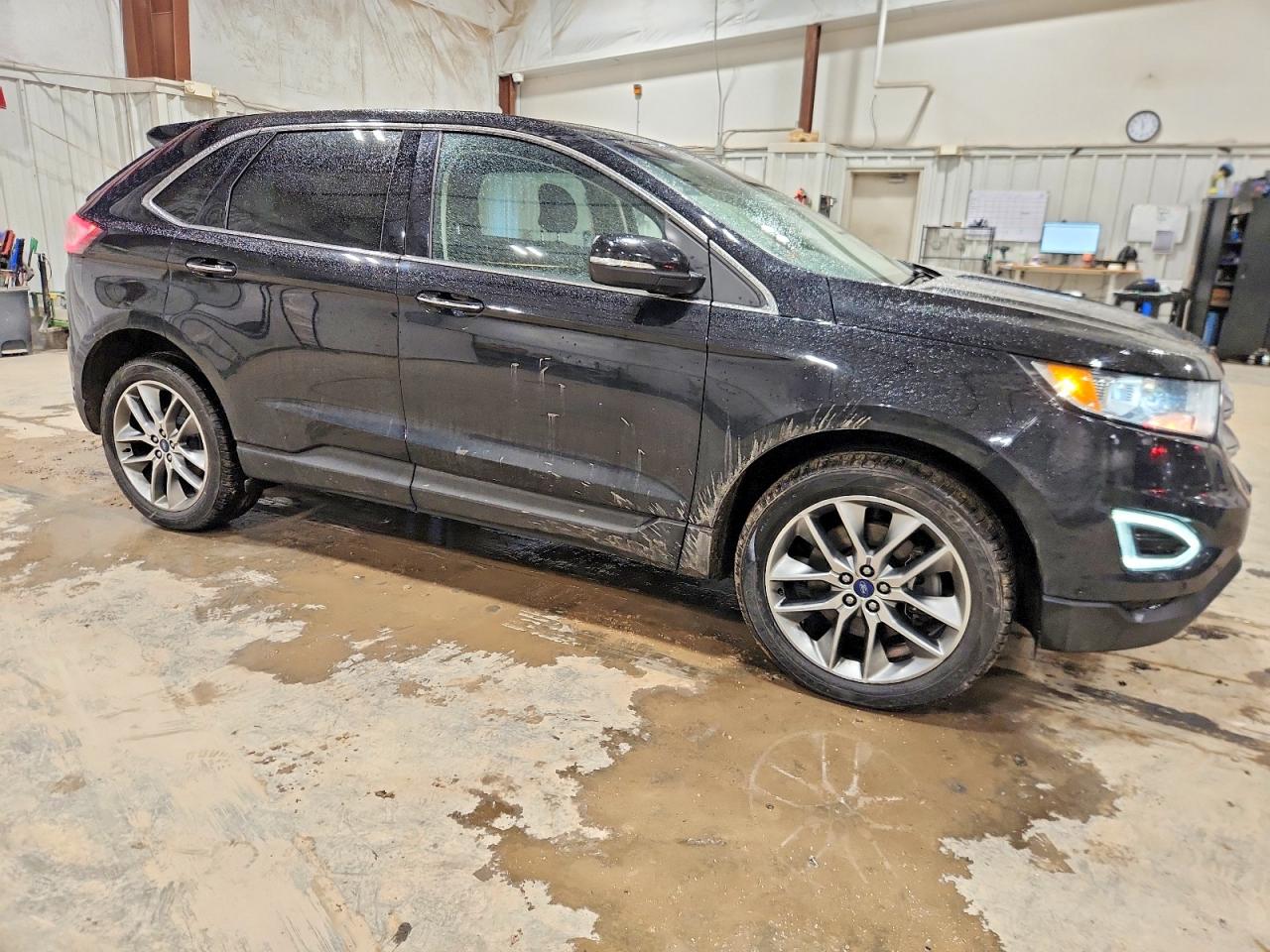 2017 FORD EDGE TITANIUM photo 4