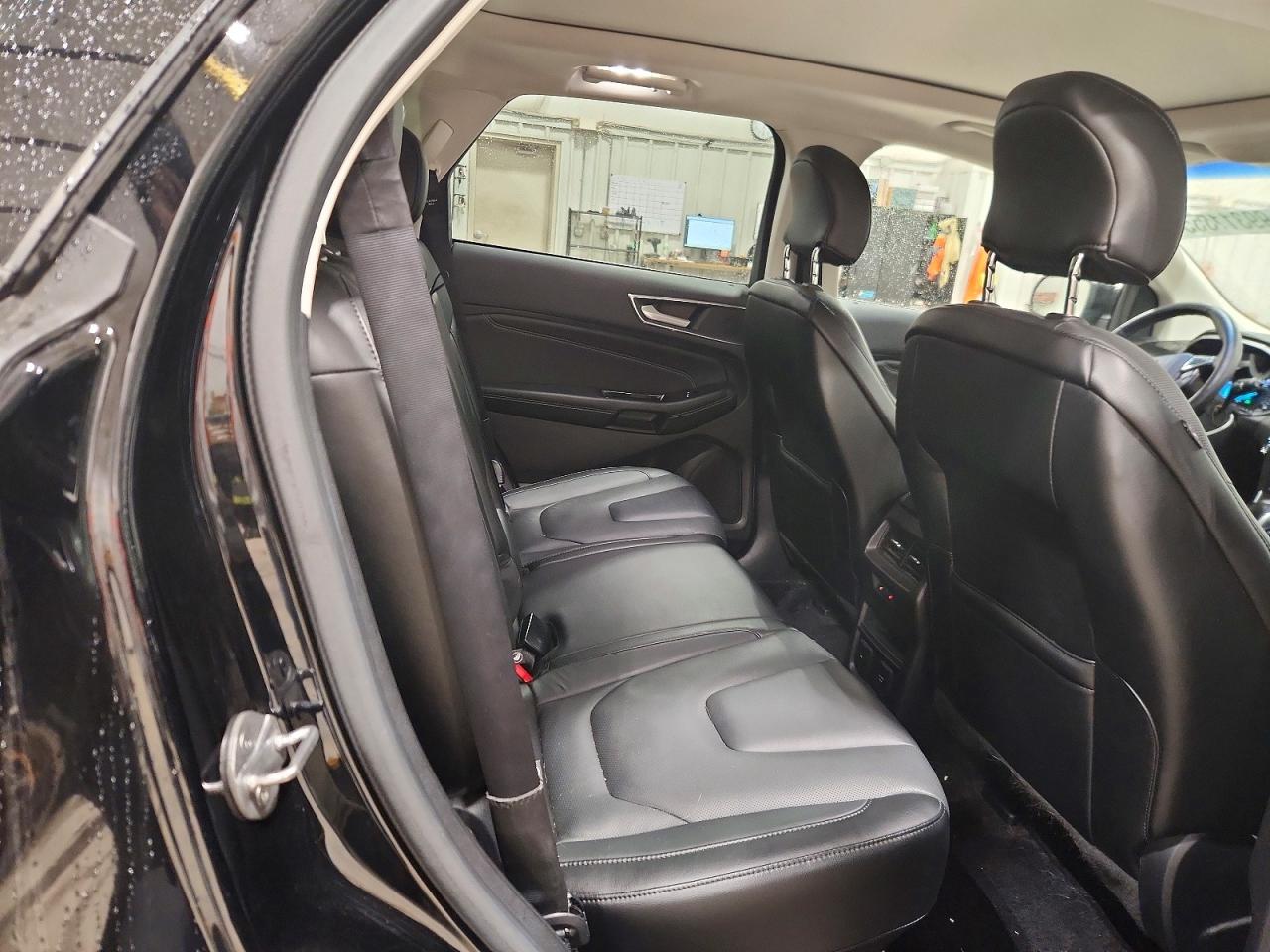 2017 FORD EDGE TITANIUM photo 11