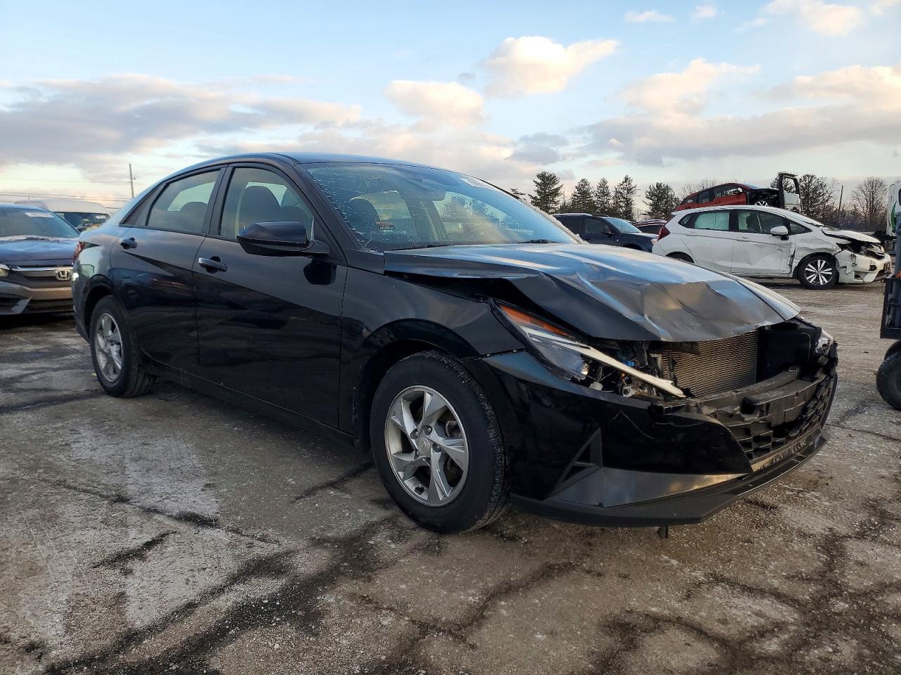 2021 HYUNDAI ELANTRA SE photo 4