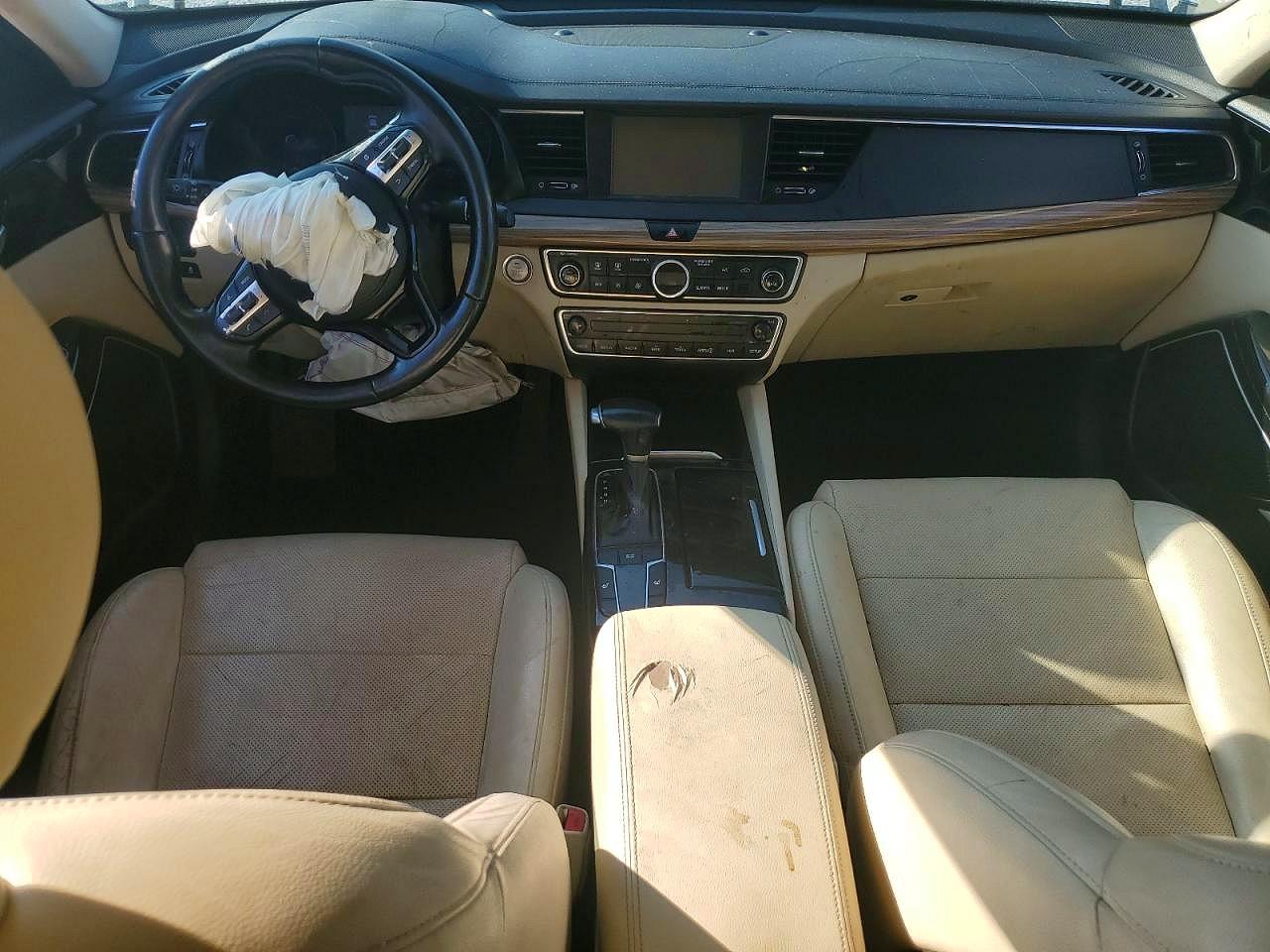 2017 KIA CADENZA PREMIUM photo 8