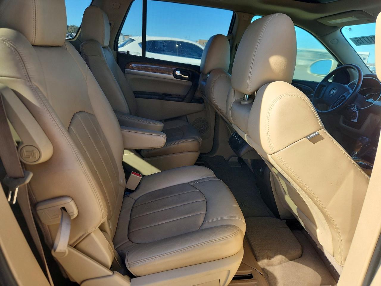2011 BUICK ENCLAVE CXL photo 10