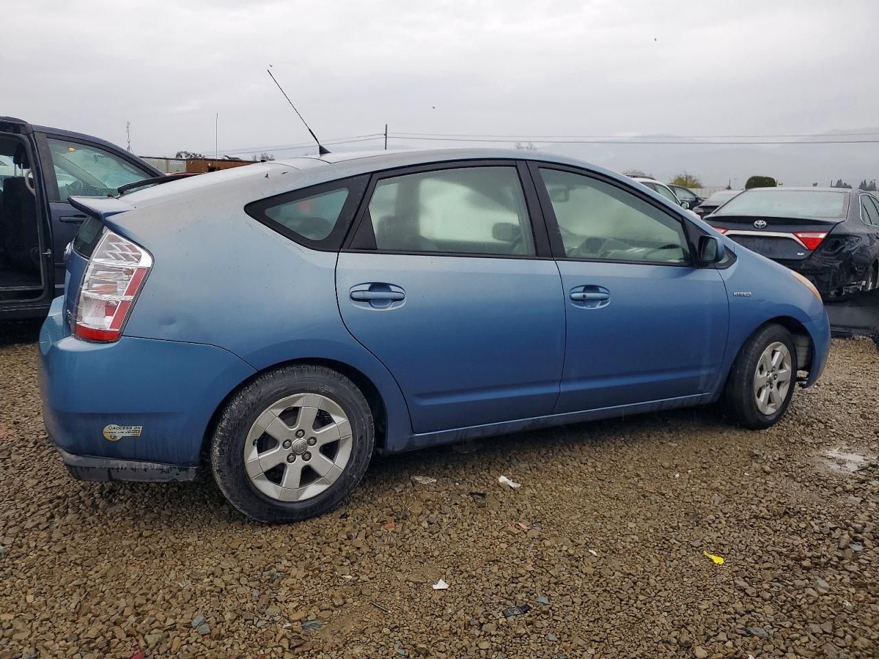 2007 TOYOTA PRIUS photo 3