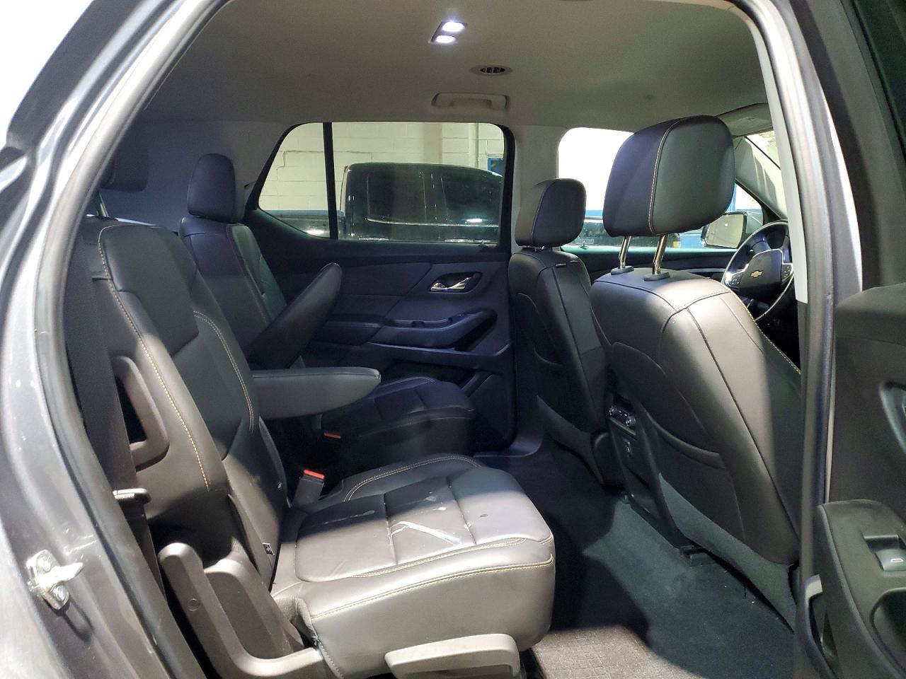 2019 CHEVROLET TRAVERSE LT photo 11