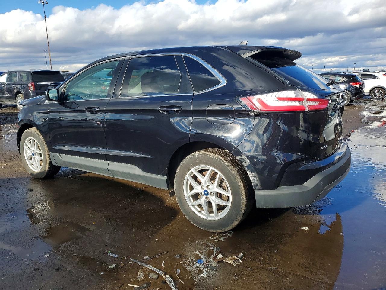 2021 FORD EDGE SEL photo 2