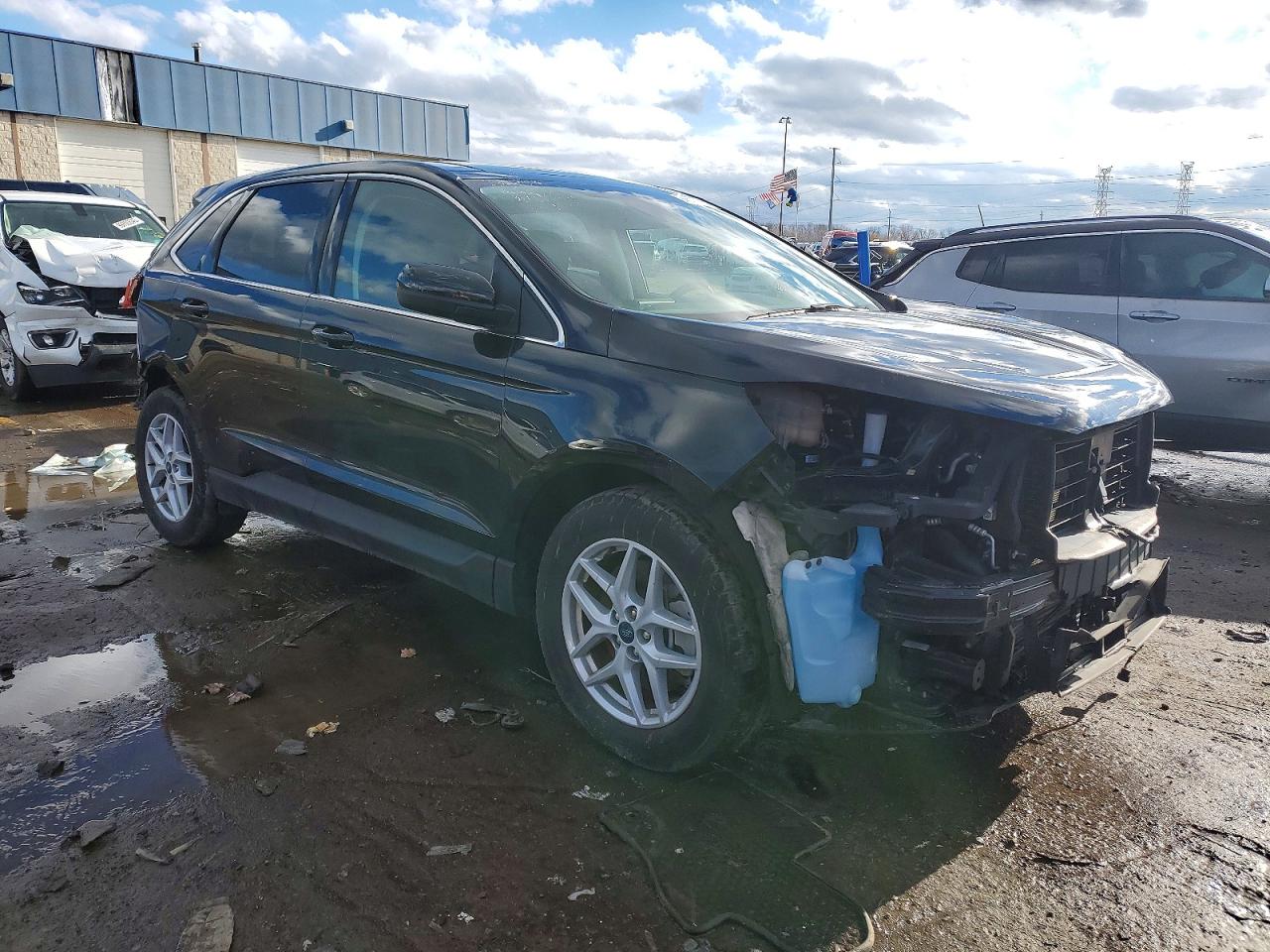 2021 FORD EDGE SEL photo 4