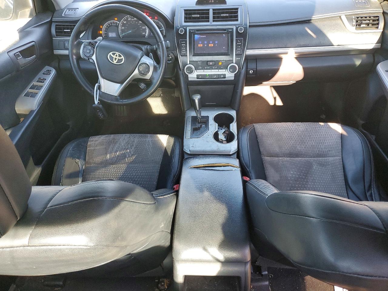 2012 TOYOTA CAMRY SE V6 photo 22