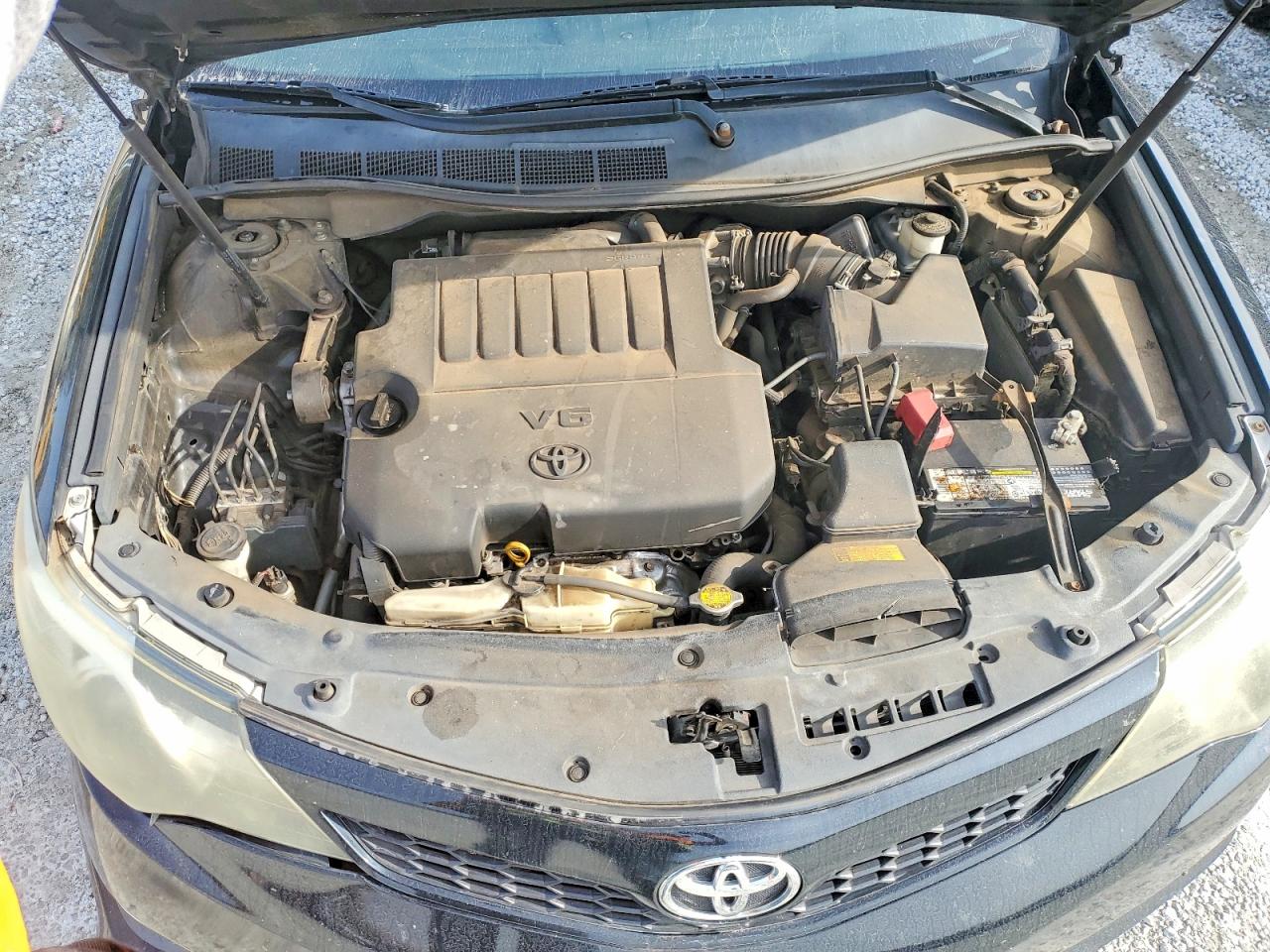 2012 TOYOTA CAMRY SE V6 photo 31