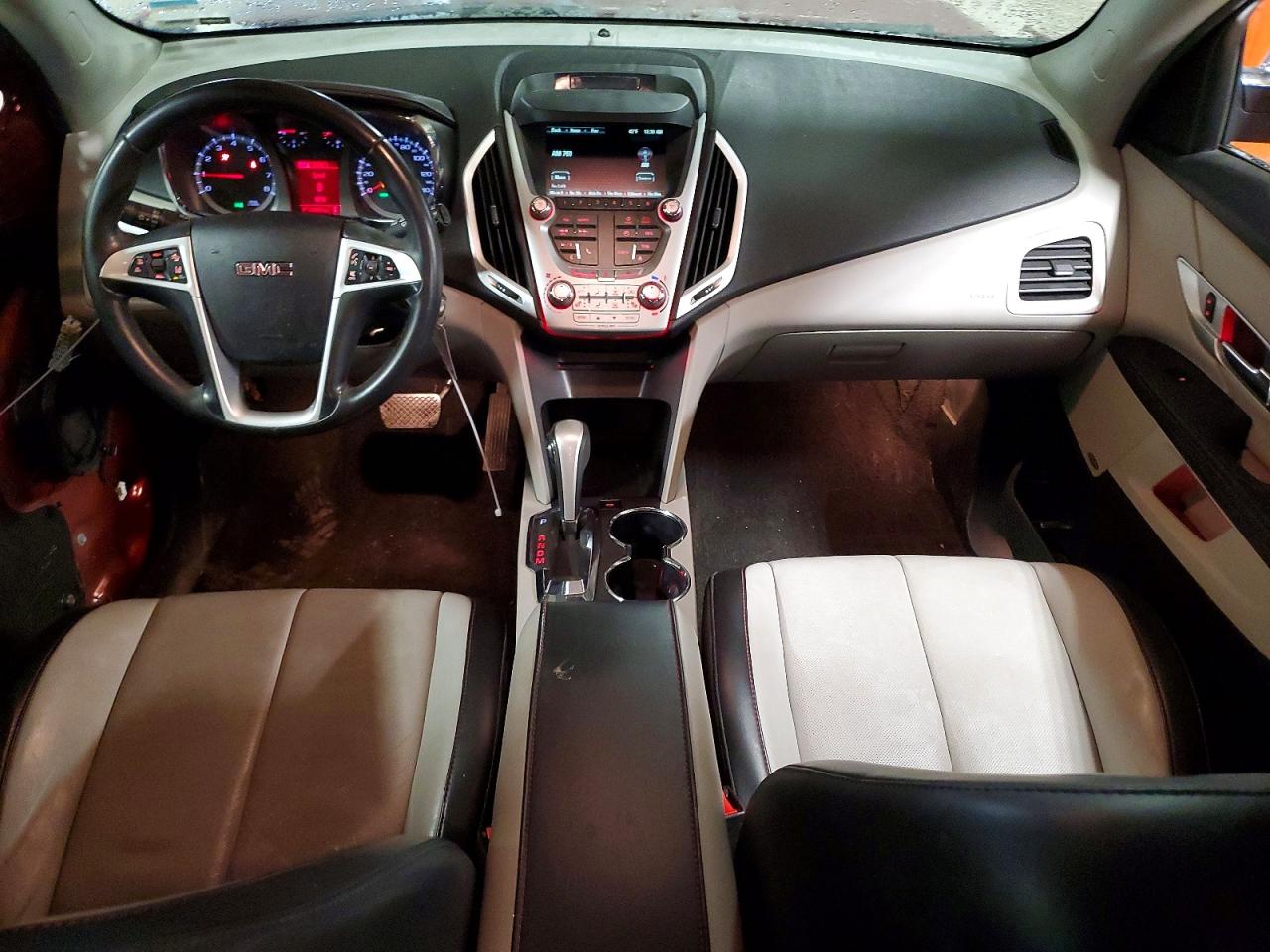 2015 GMC TERRAIN SLT photo 8